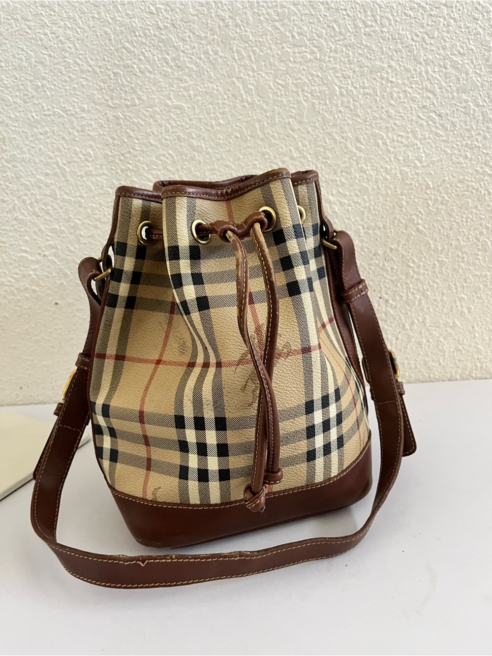 Burberry vintage bucket/drawstring  bag